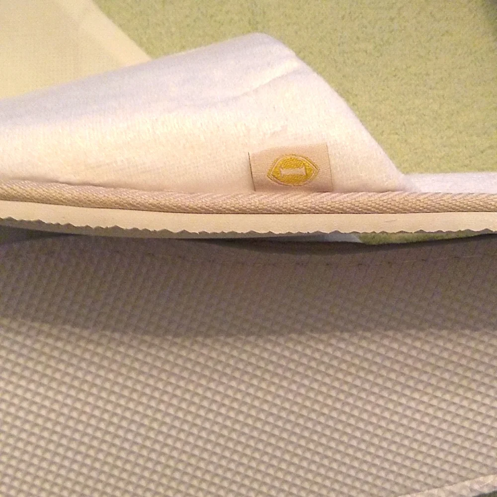 2pr InterContinental Barcelona Slippers